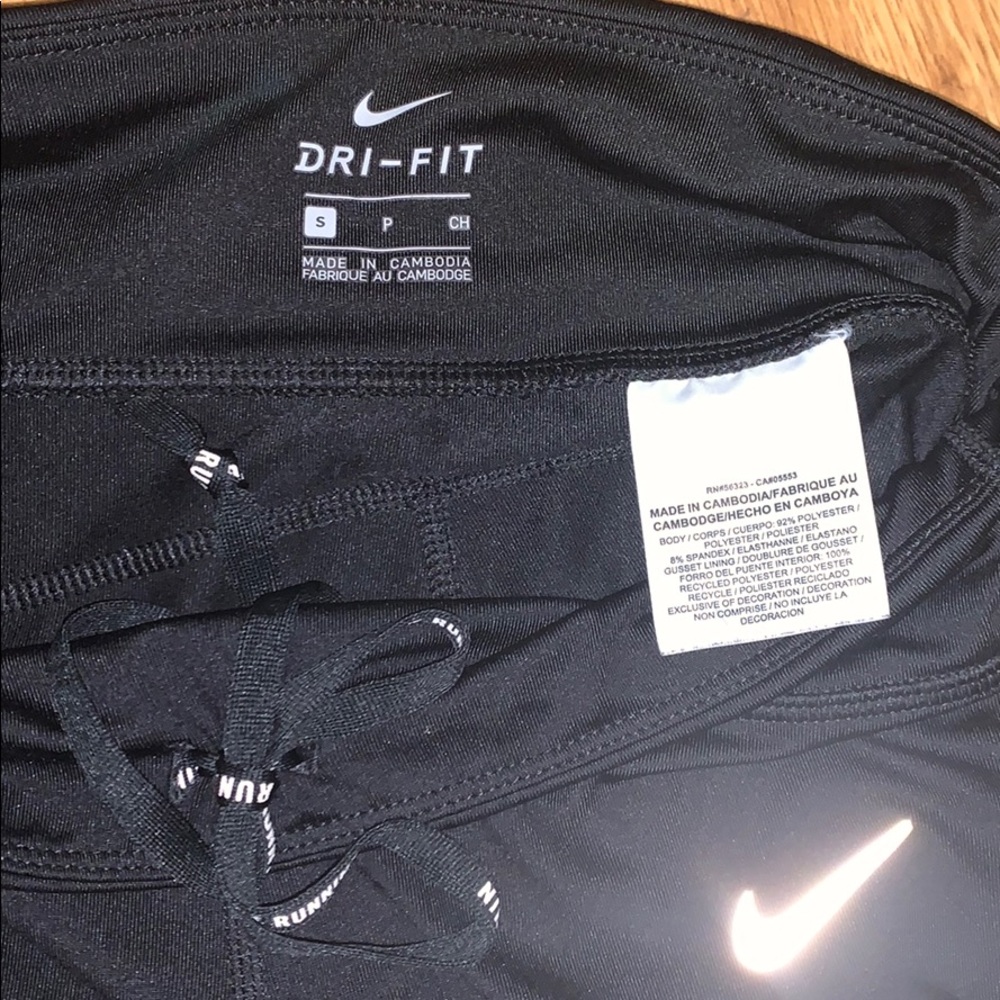 Nike Women Dri fit Black Workout Leggings Small - Picture 6 of 8